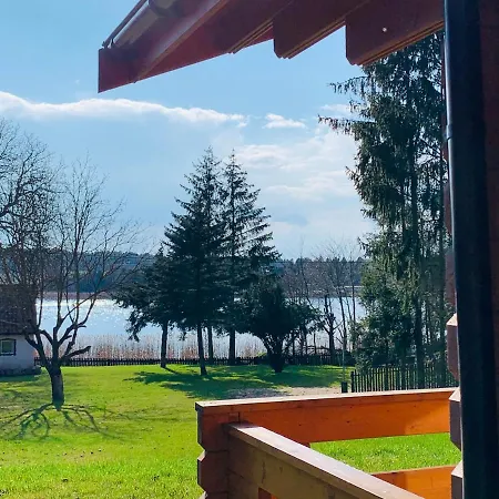 Nad Jeziorem W Burdagu Сasa de vacaciones *