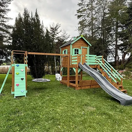 Casa de Férias Nad Jeziorem W Burdagu Jedwabno